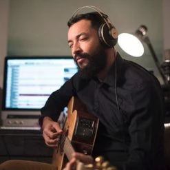 AKG K92 Closed-Back Over-Ear Studio Headphones -AKG Shop 388644